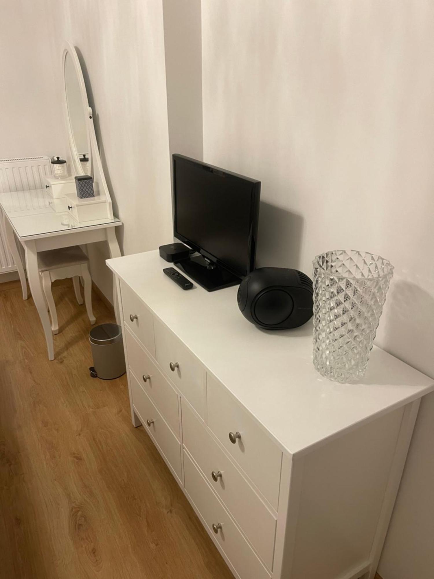 Bella Cruz, 66m2, prestations premium, Terrasse, parking box, 5 min plage Prieuré, Commerces Dinard Extérieur photo